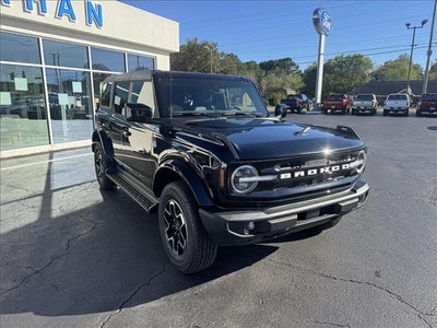 2025 Ford Bronco Outer Banks®