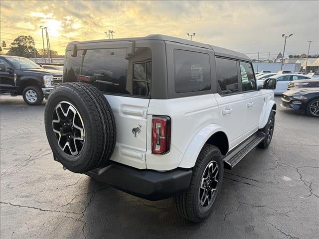 2025 Ford Bronco Outer Banks®