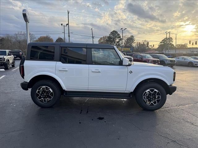2025 Ford Bronco Outer Banks®