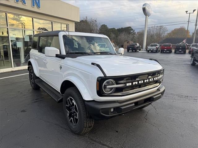 2025 Ford Bronco Outer Banks®
