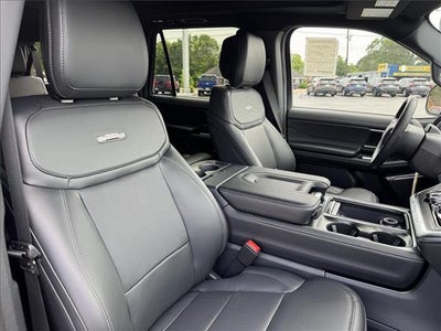 2026 Ford Expedition MAX Platinum®