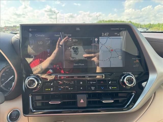 2021 Toyota Highlander Platinum