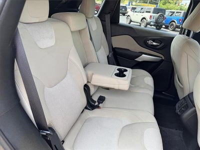 2018 Jeep Cherokee Latitude Front-wheel Drive