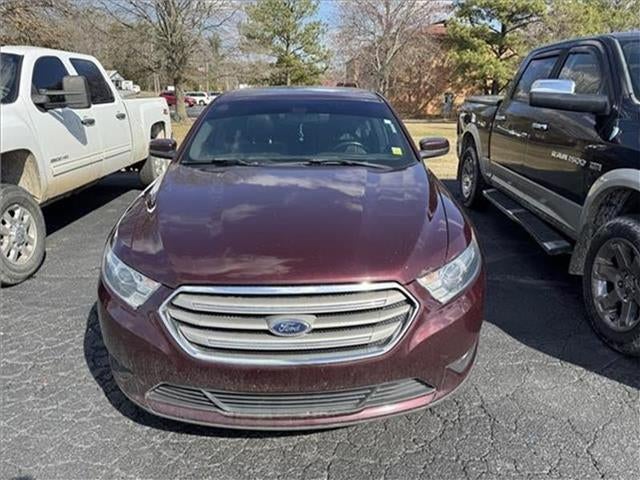 2018 Ford Taurus SEL All-wheel Drive Sedan