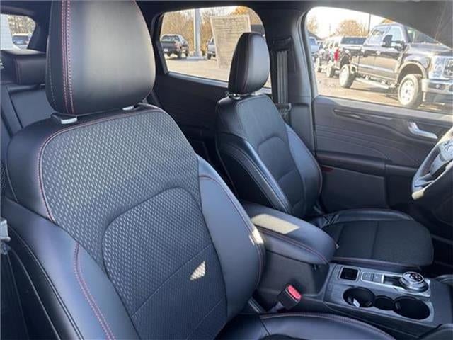 2025 Ford Escape ST-Line Front-Wheel Drive