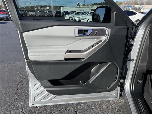 2024 Ford Explorer XLT 4x2