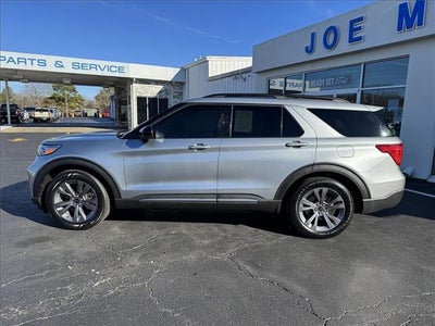 2024 Ford Explorer XLT 4x2