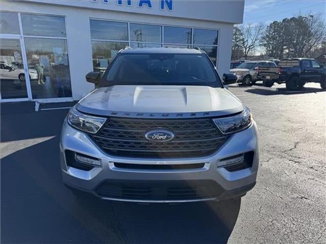 2024 Ford Explorer XLT 4x2