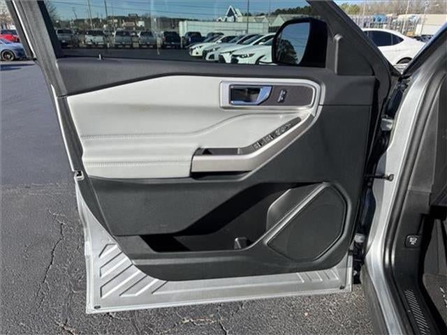 2024 Ford Explorer XLT 4x2