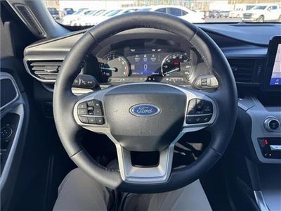 2024 Ford Explorer XLT 4x2