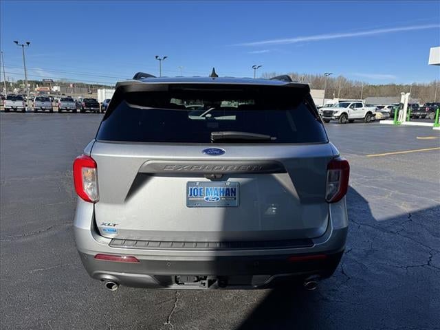 2024 Ford Explorer XLT 4x2