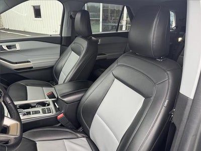 2022 Ford Explorer XLT 4x2