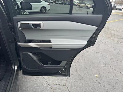 2022 Ford Explorer XLT 4x2