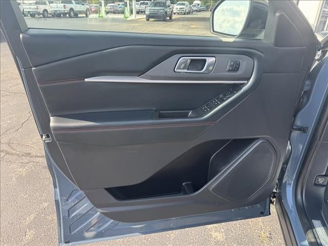 2025 Ford Explorer ST-Line 4x2
