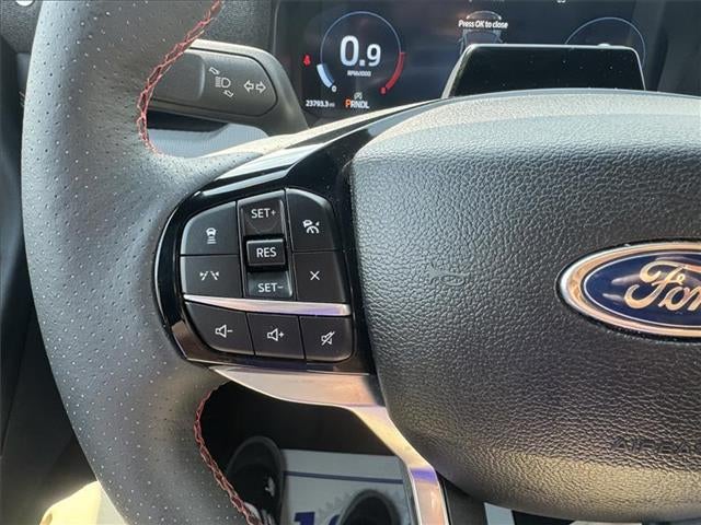 2025 Ford Explorer ST-Line 4x2