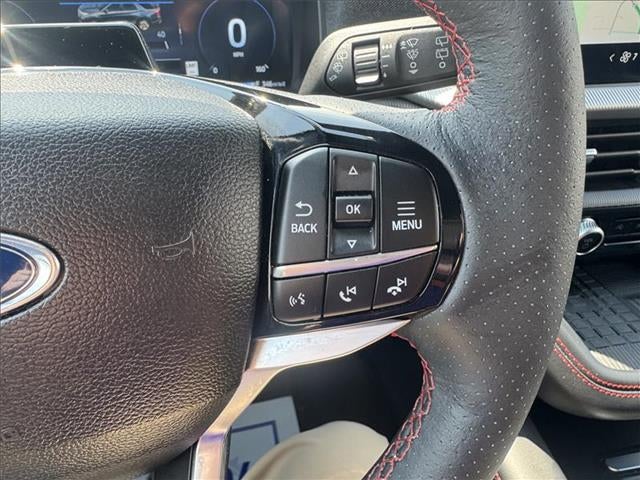 2025 Ford Explorer ST-Line 4x2