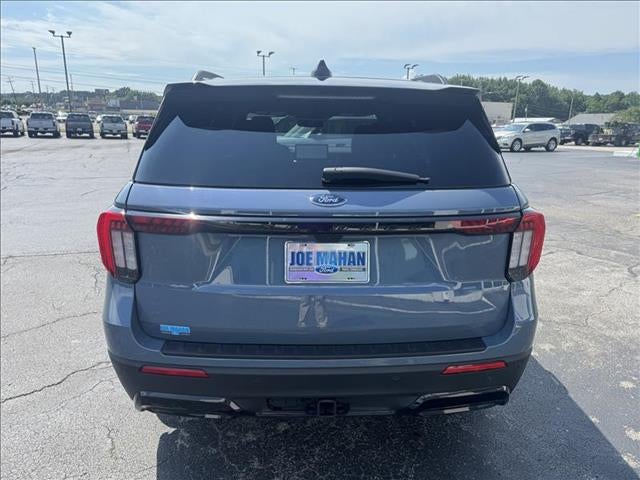 2025 Ford Explorer ST-Line 4x2