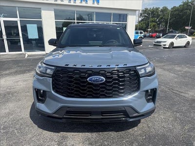 2025 Ford Explorer ST-Line 4x2