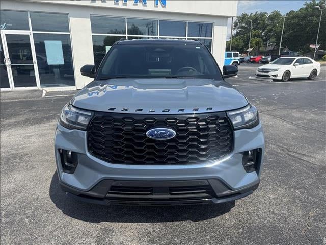 2025 Ford Explorer ST-Line 4x2