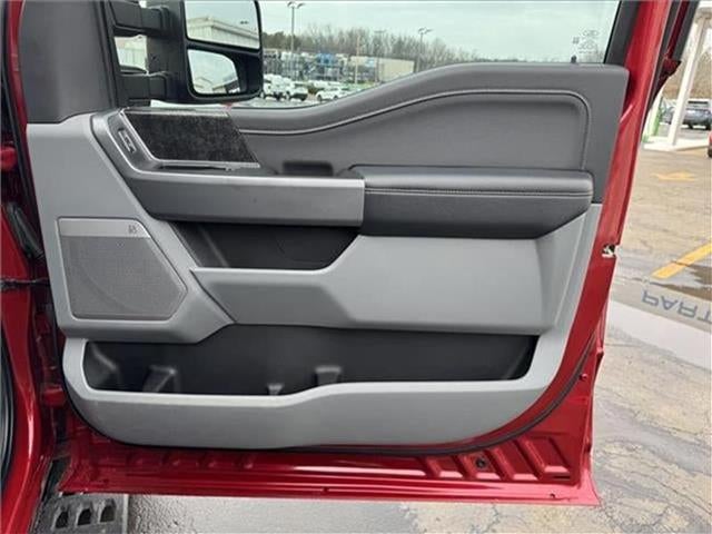 2024 Ford F-250 XLT 4x4 SD Crew Cab 6.75 ft. box 160 in. WB SRW