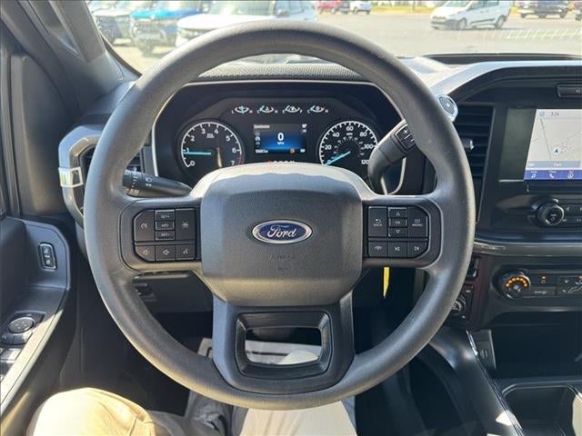 2022 Ford F-150 XL 4x4 SuperCrew Cab 5.5 ft. box 145 in. WB