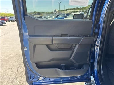 2022 Ford F-150 XL 4x4 SuperCrew Cab 5.5 ft. box 145 in. WB