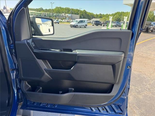 2022 Ford F-150 XL 4x4 SuperCrew Cab 5.5 ft. box 145 in. WB