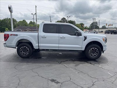 2022 Ford F-150 XLT 4x4 SuperCrew Cab 5.5 ft. box 145 in. WB