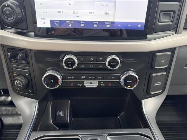 2022 Ford F-150 Base