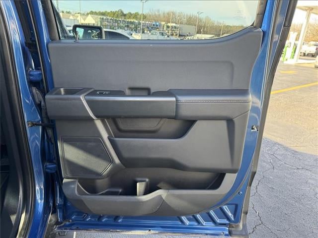 2023 Ford F-150 XL 4x4 SuperCrew Cab 5.5 ft. box 145 in. WB