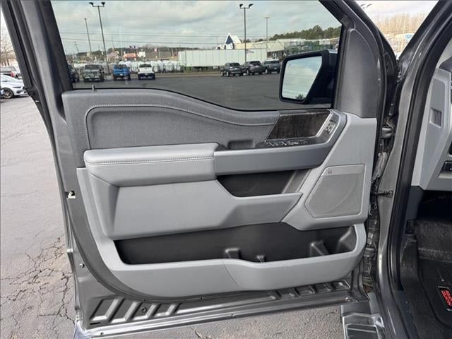 2023 Ford F-150 Lariat 4x4 SuperCrew Cab 5.5 ft. box 145 in. WB