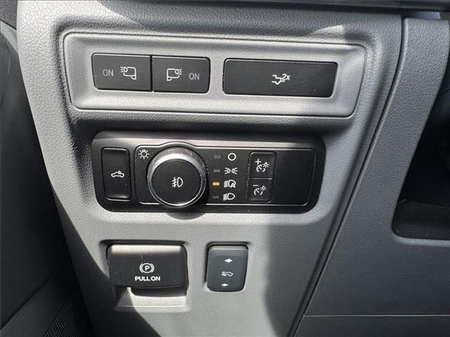 2023 Ford F-150 Lariat 4x4 SuperCrew Cab 5.5 ft. box 145 in. WB