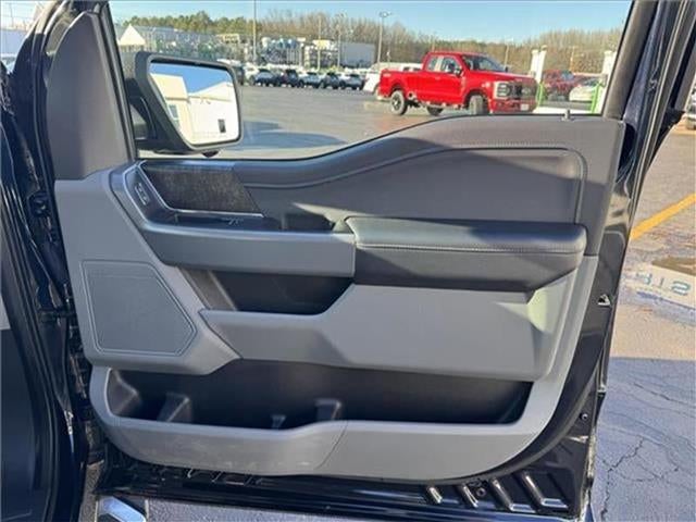 2022 Ford F-150 XLT 4x4 SuperCrew Cab 5.5 ft. box 145 in. WB