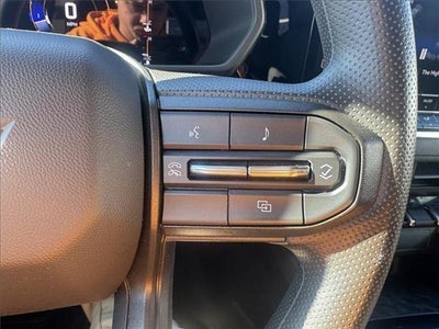 2023 Chevrolet Colorado Trail Boss 4x4 Crew Cab 5 ft. box 131 in. WB