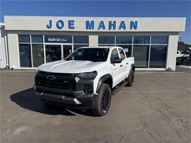 2023 Chevrolet Colorado Trail Boss 4x4 Crew Cab 5 ft. box 131 in. WB