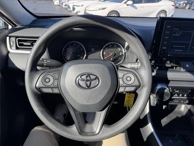 2021 Toyota RAV4 LE Front-wheel Drive