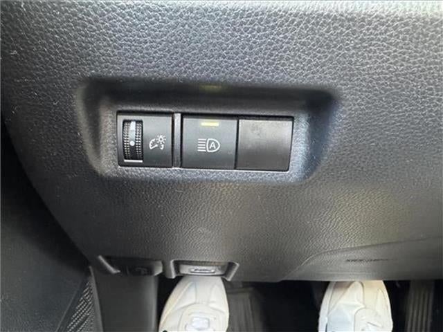 2021 Toyota RAV4 LE Front-wheel Drive