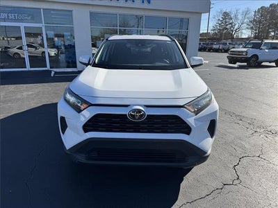 2021 Toyota RAV4 LE Front-wheel Drive