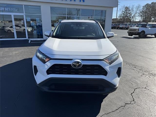 2021 Toyota RAV4 LE Front-wheel Drive
