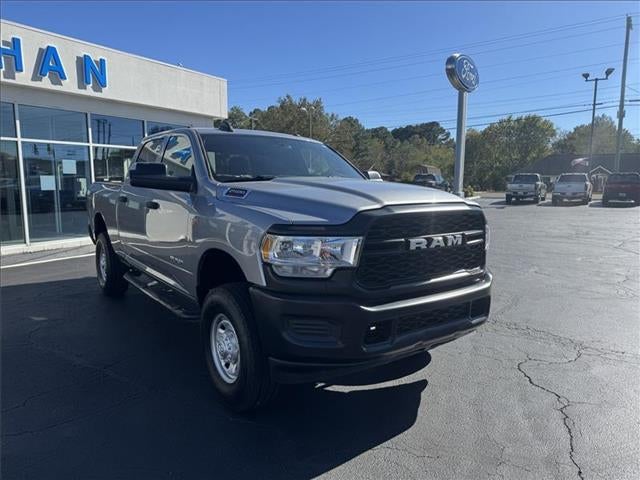 2022 RAM 2500 Tradesman 4x4 Crew Cab 6.3 ft. box 149 in. WB