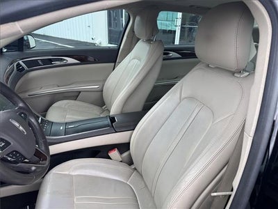 2016 Lincoln MKZ Front-wheel Drive Sedan