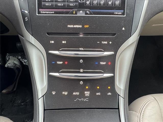 2016 Lincoln MKZ Front-wheel Drive Sedan