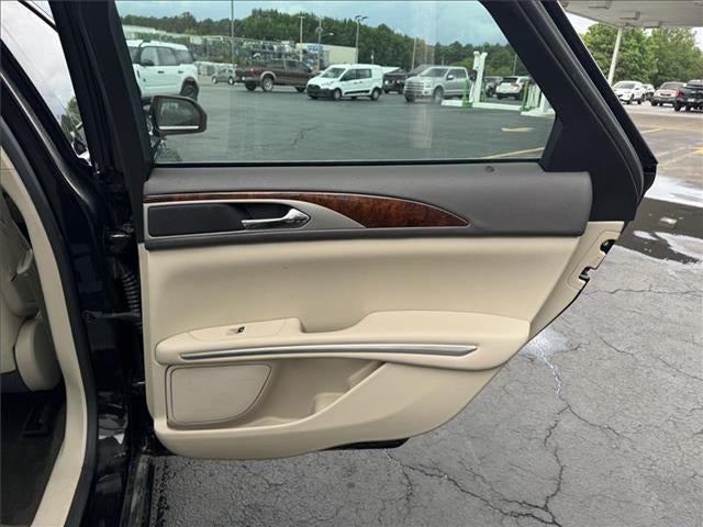 2016 Lincoln MKZ Front-wheel Drive Sedan