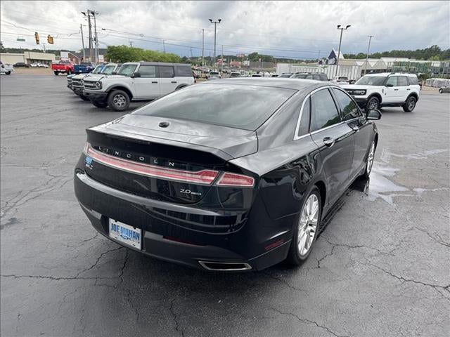 2016 Lincoln MKZ Front-wheel Drive Sedan