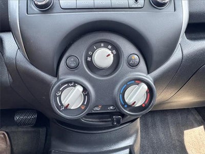 2014 Nissan Versa Note SV Hatchback
