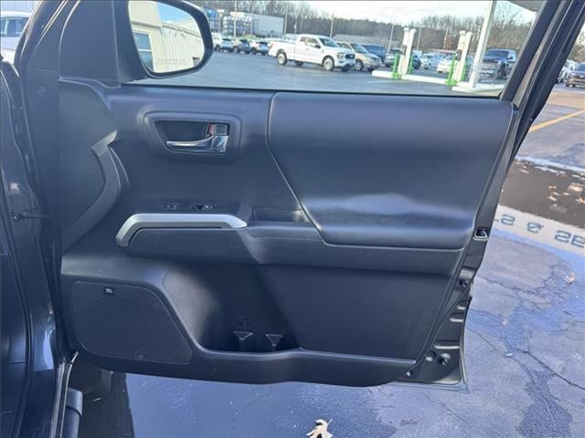 2023 Toyota Tacoma Limited V6 4x4 Double Cab 5 ft. box 127.4 in. WB