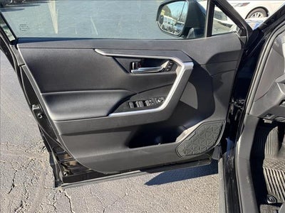 2021 Toyota RAV4 Hybrid XLE Premium