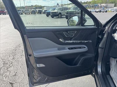 2022 Lincoln Corsair Reserve Front-Wheel Drive