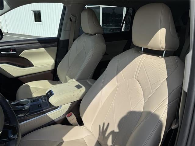 2021 Toyota Highlander Platinum Front-wheel Drive