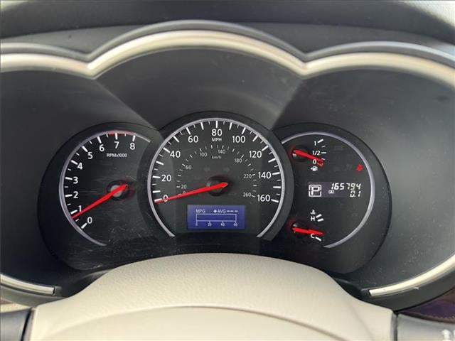 2017 Nissan Quest Base